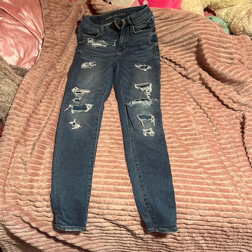 american eagle ripped jeans